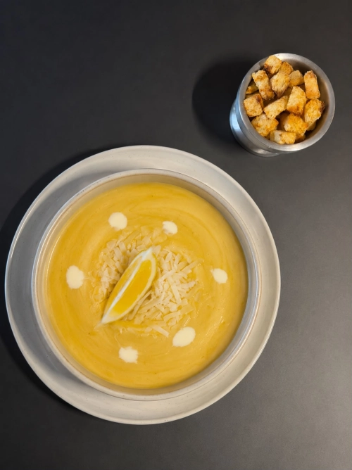 Lentil cream soup