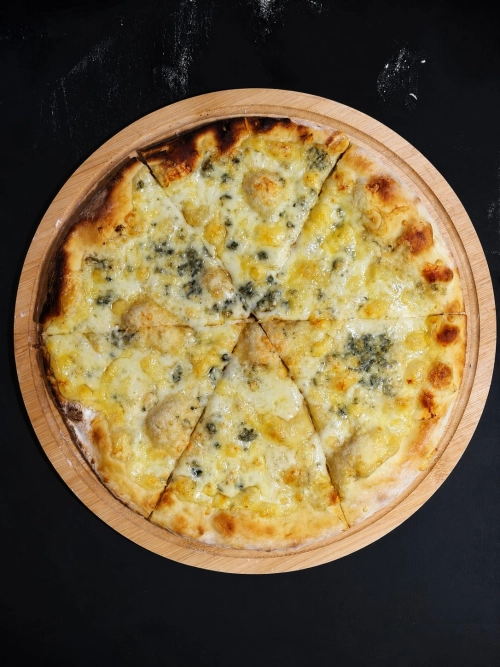Quatro (4 cheeses)