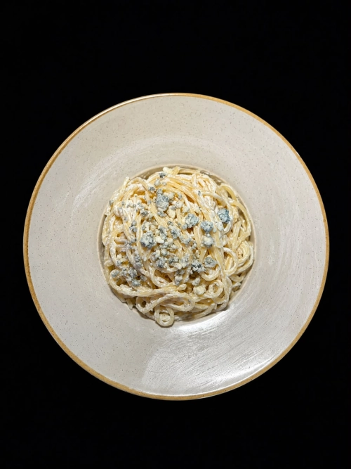 Cuatro (four cheeses)