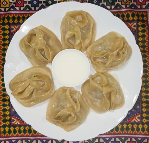 Манты с мясом (320 г)